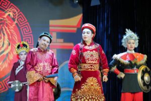 Đặc điểm của hát bội